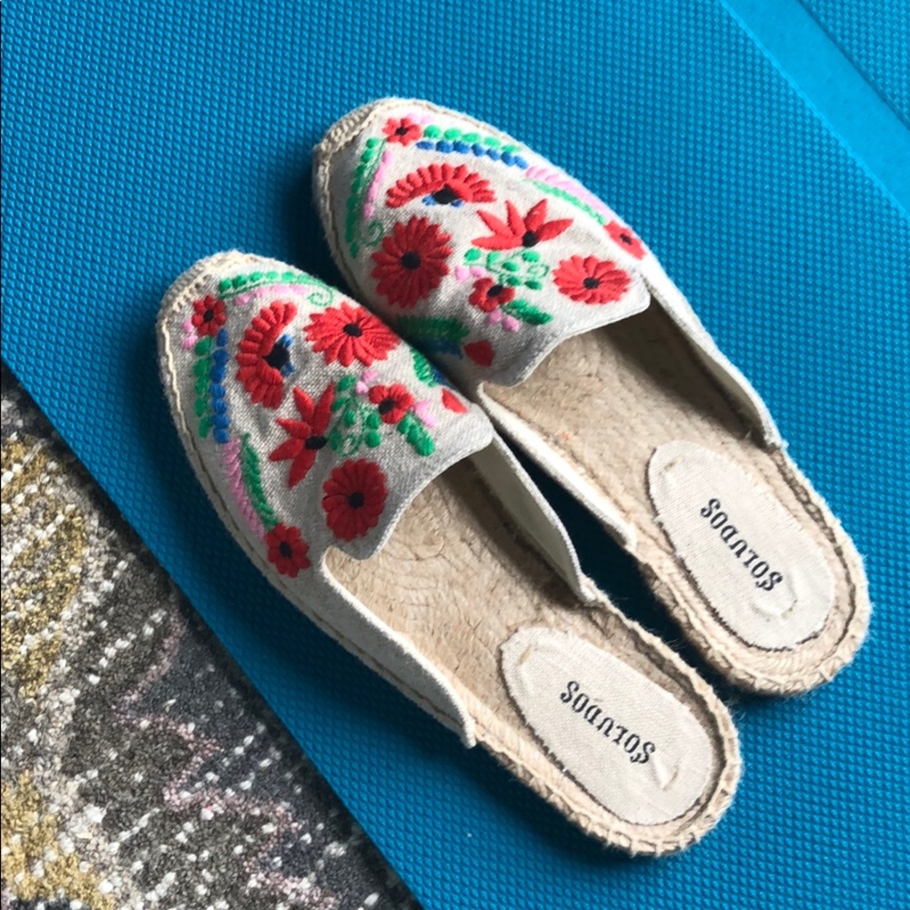 Floral soludos mules